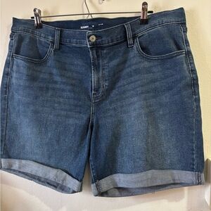 Old Navy Women's Classic Blue Jean Shorts